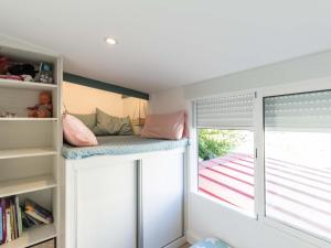 Perpustakaan di rumah percutian