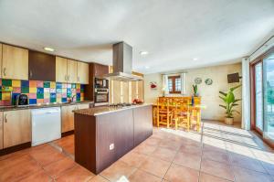 Η κουζίνα ή μικρή κουζίνα στο Ideal Property Mallorca - Ca Na Venta