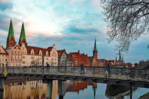 Výhled na řeku, která protéká v blízkosti prázdninového domu