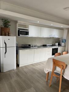 Η κουζίνα ή μικρή κουζίνα στο Cozy House II