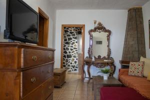 Et tv og/eller underholdning på Vivienda Vacacional Luna El Paso