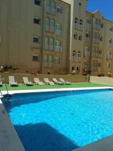 Bazén v ubytování AC Hotel La Línea by Marriott nebo v jeho okolí
