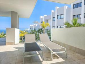Un balcon sau o terasă la Modern 3 bedroom apartment with amazing facilities
