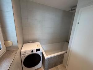Koupelna v ubytování Haus Edelweiss
