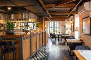 Reštaurácia alebo iné gastronomické zariadenie v ubytovaní HOTEL ALMOND BUSINESS & SPA BY GRANO - GRANO HOTEL Gdańsk Riverside