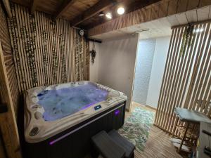Fotografie z fotogalerie ubytování Le Charmant Spa v destinaci Chauny