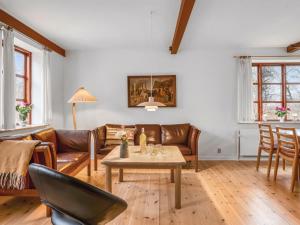 Posezení v ubytování Holiday Home Eva - 9km to the inlet by Interhome