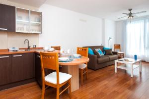 Posezení v ubytování Corralejo Main Street Apartment + 14 fotografií