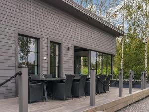 Fotografie z fotogalerie ubytování Holiday Home Villa karhentimantti by Interhome v destinaci Karhe