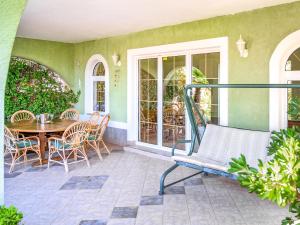 Φωτογραφία από το άλμπουμ του Holiday Home Alma by Interhome σε Ribarica