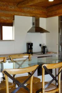 Kuchyň nebo kuchyňský kout v ubytování Holiday Home Stellu by Interhome + 18 fotografií