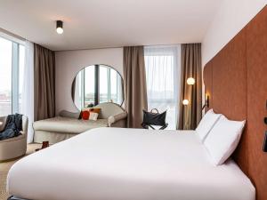 Posteľ alebo postele v izbe v ubytovaní Mercure Dunkerque Centre Gare
