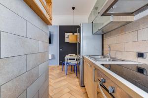 Nhà bếp/bếp nhỏ tại Ferravilla Apt, 2 min to subway!