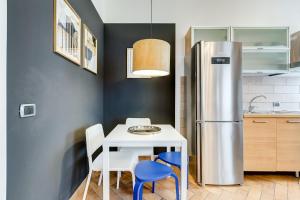 Nhà bếp/bếp nhỏ tại Ferravilla Apt, 2 min to subway!
