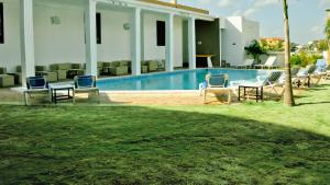 Bazén v ubytování Hotel Marimba Punta Cana nebo v jeho okolí