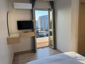 Letto o letti in una camera di Landmark Hostel Cairo