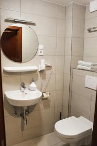 Koupelna v ubytování Hotel Simonis Koblenz