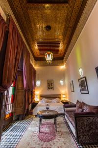 Posezení v ubytování Riad Les Remparts De Fès