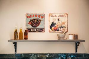 2BR LXRY Jansofat tropic oasis apt & pool的酒水