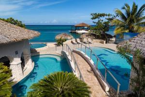 Bazén v ubytovaní Sandals Montego Bay All Inclusive - Couples Only alebo v jeho blízkosti