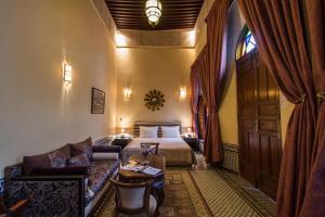 Posezení v ubytování Riad Les Remparts De Fès