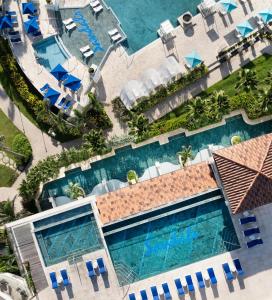 A piscina localizada em Sandals Royal Barbados All Inclusive - Couples Only ou nos arredores