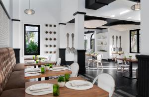 Uma área de estar em Sandals Royal Barbados All Inclusive - Couples Only