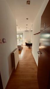 Η κουζίνα ή μικρή κουζίνα στο Red House Bed & breakfast
