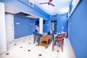 Doubleonestays Hotel的休息区