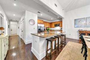 Galeriebild der Unterkunft Red, White & Blue at Redfish Village in Santa Rosa Beach