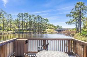 Galeriebild der Unterkunft Red, White & Blue at Redfish Village in Santa Rosa Beach + 41 Fotos