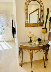 Φωτογραφία από το άλμπουμ του Luxurious, River side Appartment,Gombe Kinshasa σε Κινσάσα