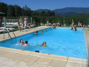 Galería fotográfica de Camping 3 étoiles - Piscine - ccaihfi en Seix
