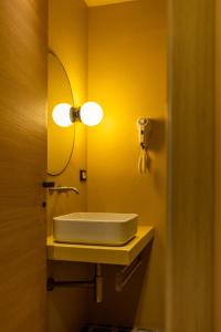 A bathroom at Residence Sabrina Még 37 kép