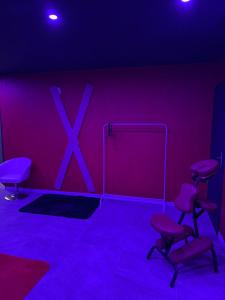 Fotografie z fotogalerie ubytování Love Room Passion Purple v destinaci Balaruc-le-Vieux