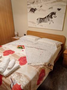 Postel nebo postele na pokoji v ubytování Chalet du soleil