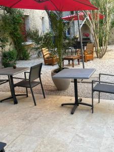 Patio nebo venkovní prostory v ubytování Le Clos d'Orange - Hotel & ville de Provence