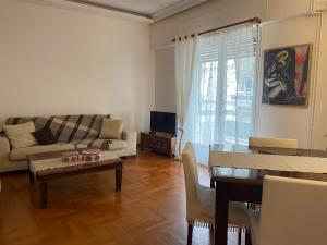 Posezení v ubytování Classy spacious central appartment