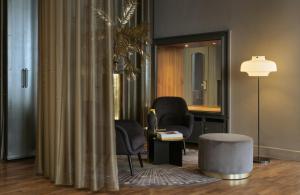 Posezení v ubytování Hotel Mannheimer Hof - Leonardo Limited Edition