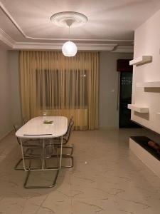 Φωτογραφία από το άλμπουμ του Heart of Jubiha - Amman - Fully furnished Flat στο Αμμάν +61 φωτογραφίες