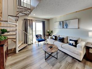 Et opholdsområde på Mountain Vista - Deer Ridge Mountain Resort E303