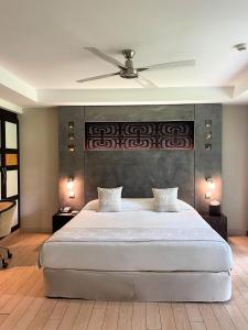 Te Moana Tahiti Resort房間的床