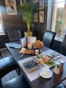 Toit of the bed and breakfast aladel või selle läheduses