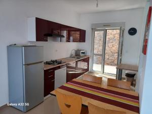 Kuchyň nebo kuchyňský kout v ubytování Casa Larinha