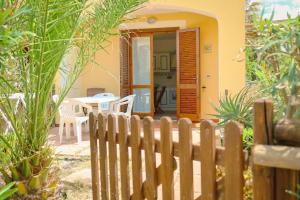 Zahrada ubytování Mimosa 1 min a Piedi dal Mare Casa AC
