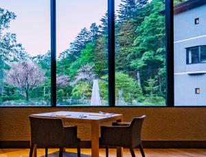 Peisaj natural din apropierea acestui ryokan