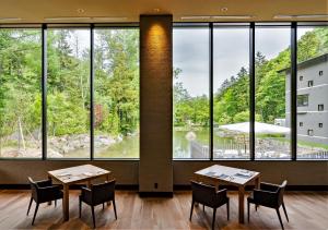 O grădină în afara Okujozankei Onsen Kasho Gyoen