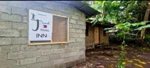 Kuvagallerian kuva majoituspaikasta J Travel Trail Inn in Hubangon, Mahinog, Camiguin, joka sijaitsee kohteessa Mahinog