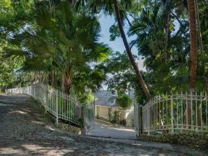 Φωτογραφία από το άλμπουμ του Villa Jamille - Stunningly Designed Villa with Pool, Sauna, & Ocean Views σε Port Antonio