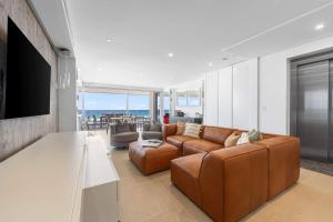 TV a/nebo společenská místnost v ubytování Joy on Jefferson